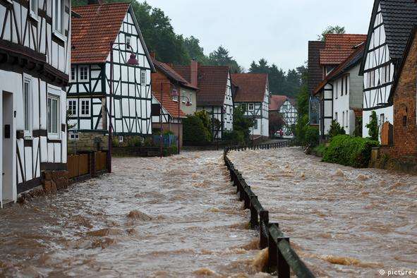 У постраждалих від повені районах Німеччини знову готуються до можливої евакуації