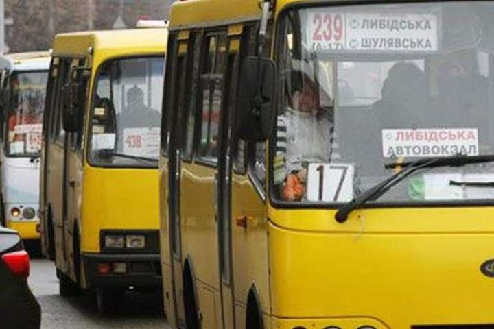 Двох нетверезих водіїв маршруток виявили у Києві