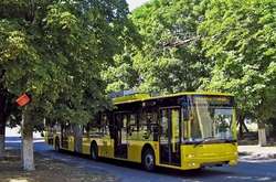 Столичний громадський транспорт курсуватиме за зміненими маршрутами