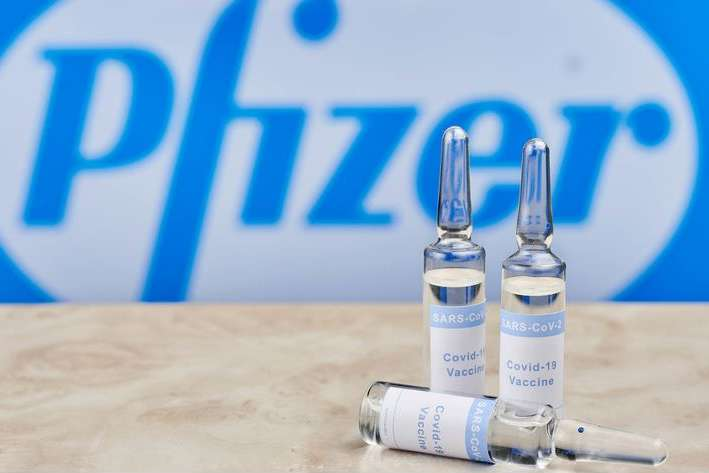 Минздрав планирует позволить сочетать между собой три вакцины. Что известно