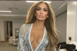 Певица и актриса Дженнифер Лопес