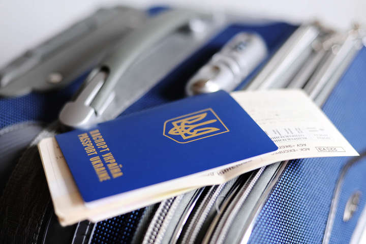 Уже 14 країн ЄС відкрили кордони для українських туристів (перелік)