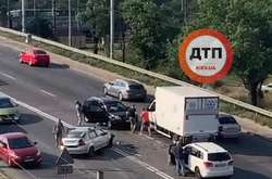 В аварію потрапили три автомобілі