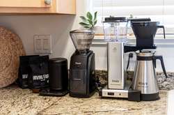 Необычный лайфхак для очистки блендера привел женщин в восторг (видео)