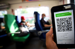 Украина планирует ввести QR-коды вакцинации