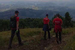 У Карпатах блискавка вдарила в групу туристів, є постраждалі (фото)