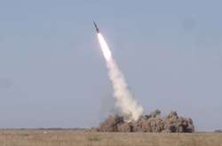 Українські військові випробували новий реактивний снаряд «Тайфун-1» (відео)
