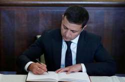 Зеленський позбавив виплати стипендій важкоатлетів Наталію Давидову, Ольгу Коробку та Олексія Торохтія