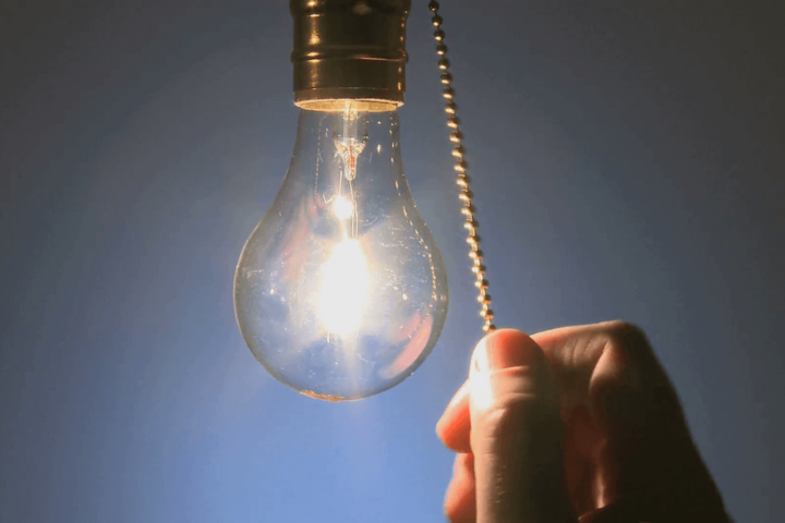 РНБО прийняла рішення щодо тарифів на електроенергію: що чекає українців 