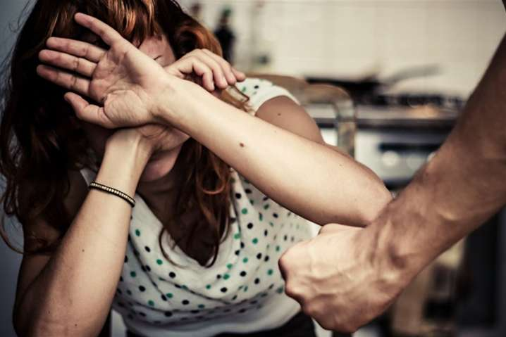 В Украине ужесточили ответственность за домашнее насилие