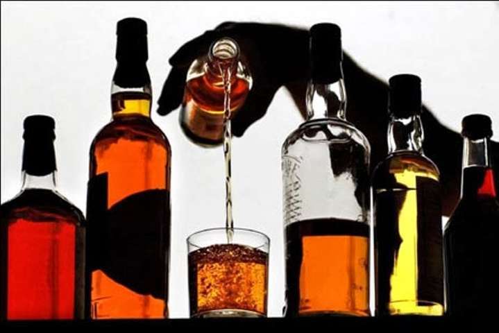 Половина крепкого алкоголя в Украине – фальсификат