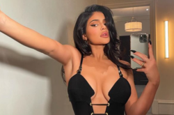 Фото самой молодой миллиардерши топлес восхитило фанатов