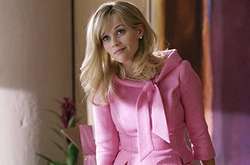 Риз Уизерспун продает часть своей кинокомпании за $500 млн