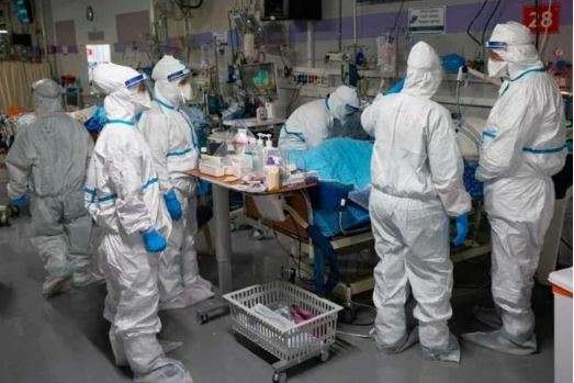 «Вакцинированный» Израиль накрыла новая вспышка коронавируса