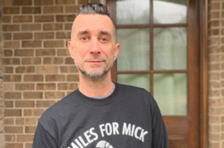 Барабанщик американской поп-панк-группы The Offspring