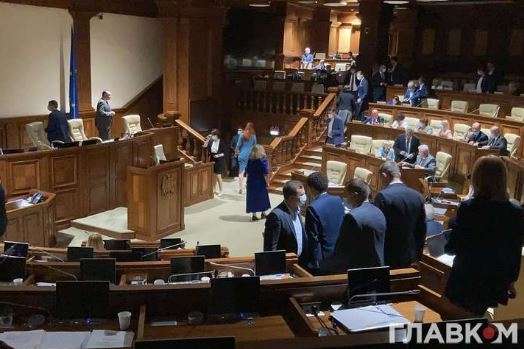 В парламенте Молдовы сработал сигнал о пожарной опасности: что случилось