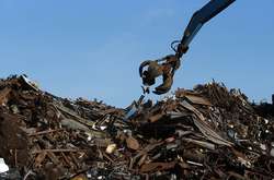 По оценкам металлургов, если правительство не введет запрет на экспорт лома, меткомбинаты до конца года потеряют примерно 1,4 млрд долл валютной выручки