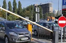 У Києві охоронець стоянки продав чужий автомобіль