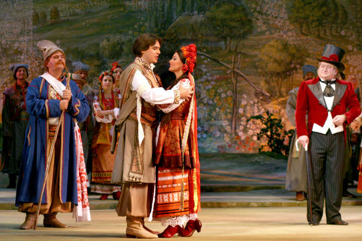 Національна опера України поділилась грандіозними планами на новий сезон