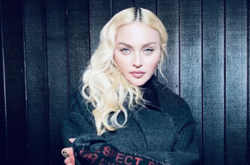 Куда исчезли щеки? 62-летнюю Мадонну высмеяли за новое селфи (фото)