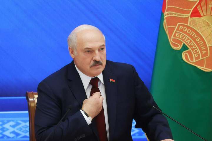 МЗС України викликало «на килим» главу посольства Білорусі після заяв Лукашенка