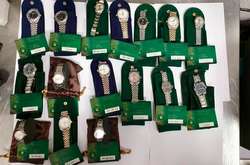 У київському аеропорту митники вилучили в іноземця годинники Rolex на 4 млн грн