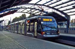 Із 12 серпня відновиться рух швидкісного трамвая, але не з усіма зупинками
