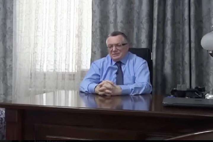 Експосол Азербайджану порівняв росіян зі свинями