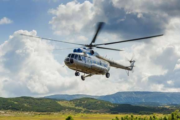 В России рухнул вертолет с туристами. Есть погибшие