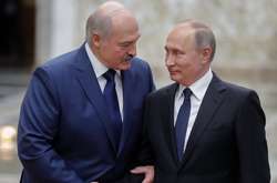 Велика небезпека для України: диктатор Лукашенко повністю залежний від Путіна