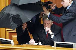  Нещодавно колишній спікер парламенту Володимир Литвин заявив, що Верховна Рада була змушена ратифікувати Харківські угоди, бо інакше українська економіка впала б від непідйомної ціни на російський газ. 