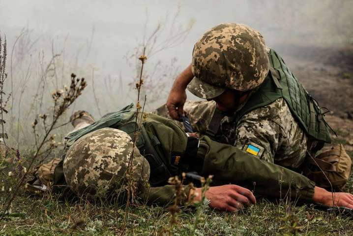 На Донбассе убили украинского военного