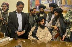 Події в Афганістані: членів колишніх адміністрацій запросять до нового уряду