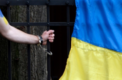  Зеленский отметил, что «рычаг» в вопросе освобождения людей на стороне России, и Москва объединяет его с аннексией Крыма 