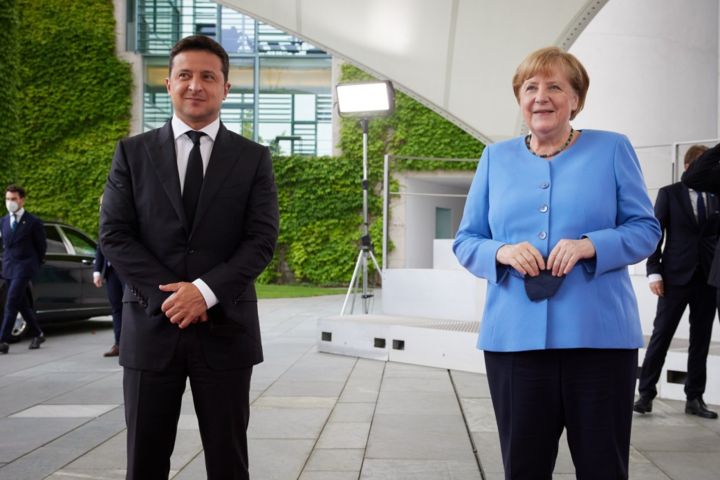 У Зеленского рассказали, что ожидают от встречи с Меркель