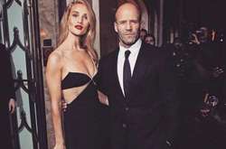 Супермодель и супруга Джейсона Стейтема ждет второго ребенка