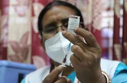  Згідно з дослідженням вакцина запобігла симптоматичне захворювання у 66% вакцинованих 