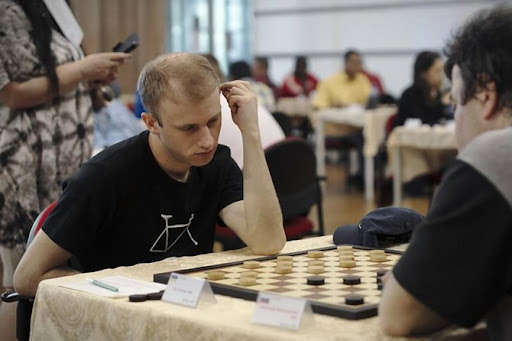 Україна випередила п’ять збірних Росії і стала чемпіоном світу з шашок