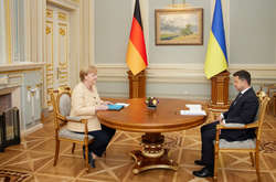 Меркель пригрозила Росії новими санкціями