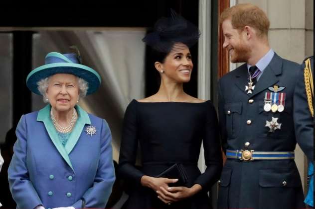 The Sun: Британська королева готується до суду з принцом Гаррі та Меган Маркл