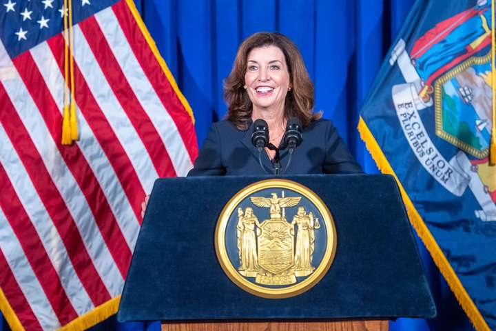 Губернатором Нью-Йорка вперше стала жінка