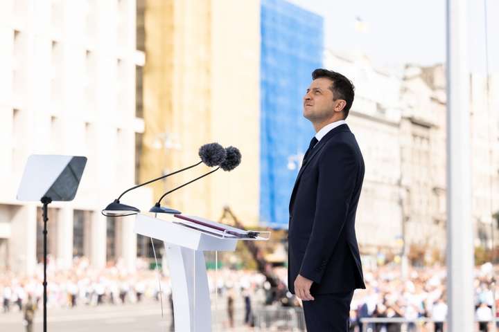 В Україні може з’явитися ще один вихідний: Зеленський вніс у Раду проєкт закону