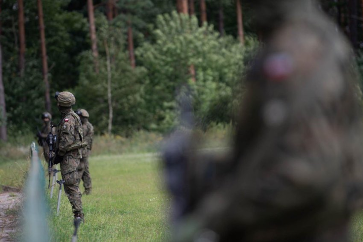 Польша объявила о строительстве забора на границе с Беларусью