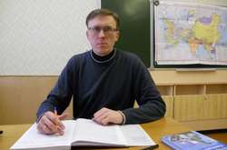 «Ганьбив президента». У Білорусі вчителя відправили у в’язницю суворого режиму