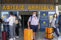 Уряд Греції запроваджує обмеження для невакцинованих від Covid-19