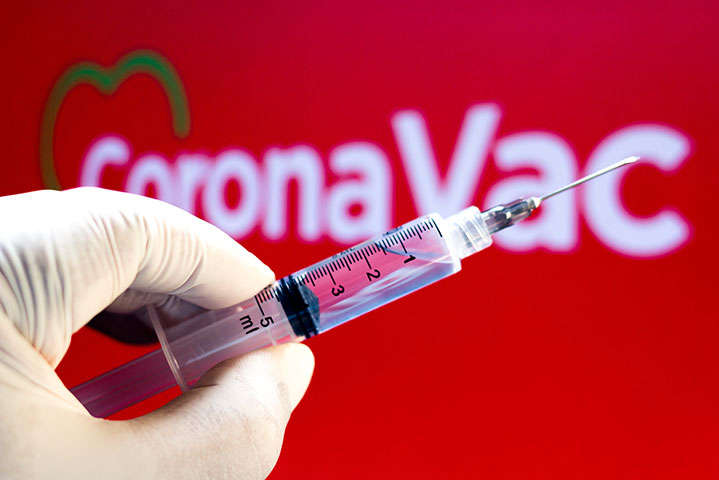 Фірма «Лекхім» заплатить майже 700 тис. грн пені за несвоєчасну поставку вакцини CoronaVac
