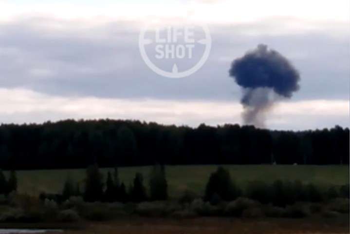 Розбився черговий російський бомбардувальник (відео)