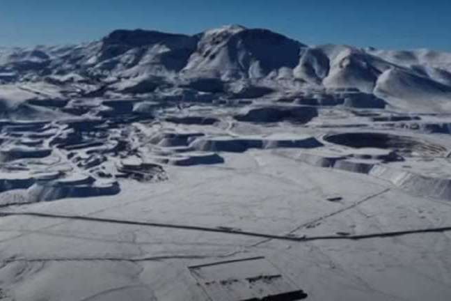 В самой засушливой пустыне мира выпало 15 см снега (видео)