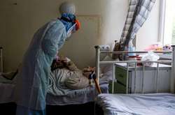 За весь час пандемії в Україні захворіли на коронавірус 2,2 млн осіб