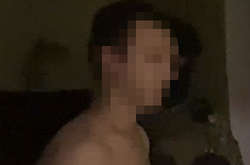 Чоловік завантажував та зберігав в особистій електронній скриньці фото-відео матеріали з діями сексуального характеру 